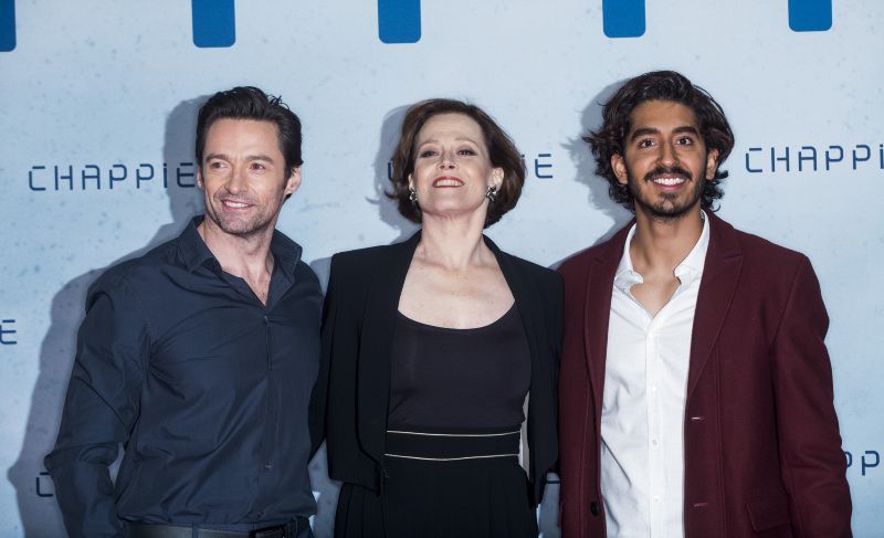 Chappie : Cobertura de revista Dev Patel, Sigourney Weaver, Hugh Jackman
