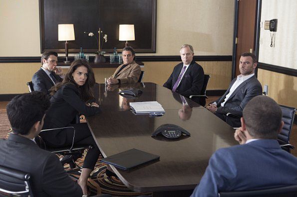 Ray Donovan : Foto Jason Butler Harner, Katie Holmes, Liev Schreiber, Ian McShane