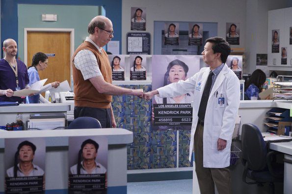 Dr. Ken : Foto Ken Jeong, Stephen Tobolowsky