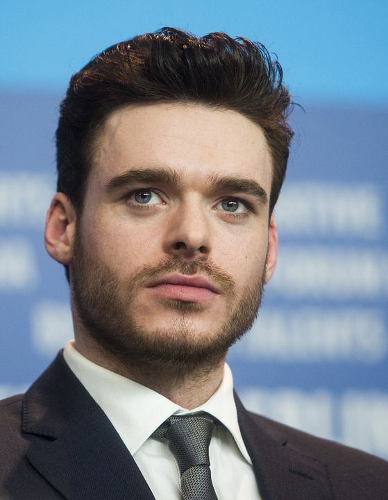 Cobertura de revista Richard Madden