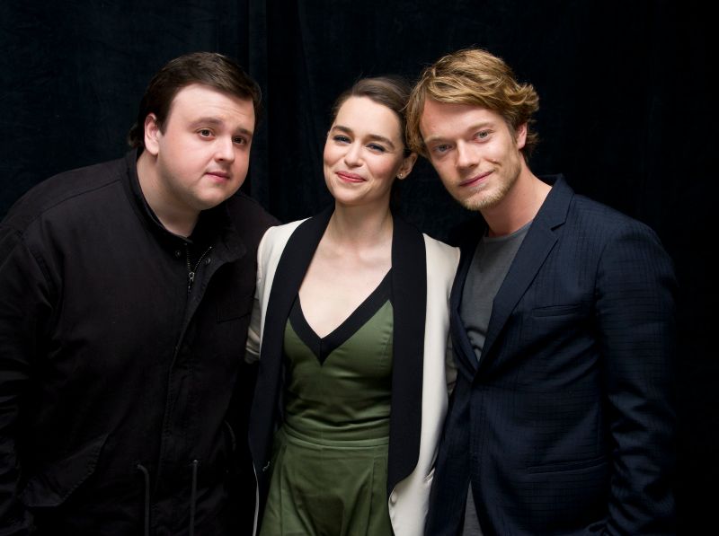 Cobertura de revista Emilia Clarke, Alfie Allen, John Bradley (II)