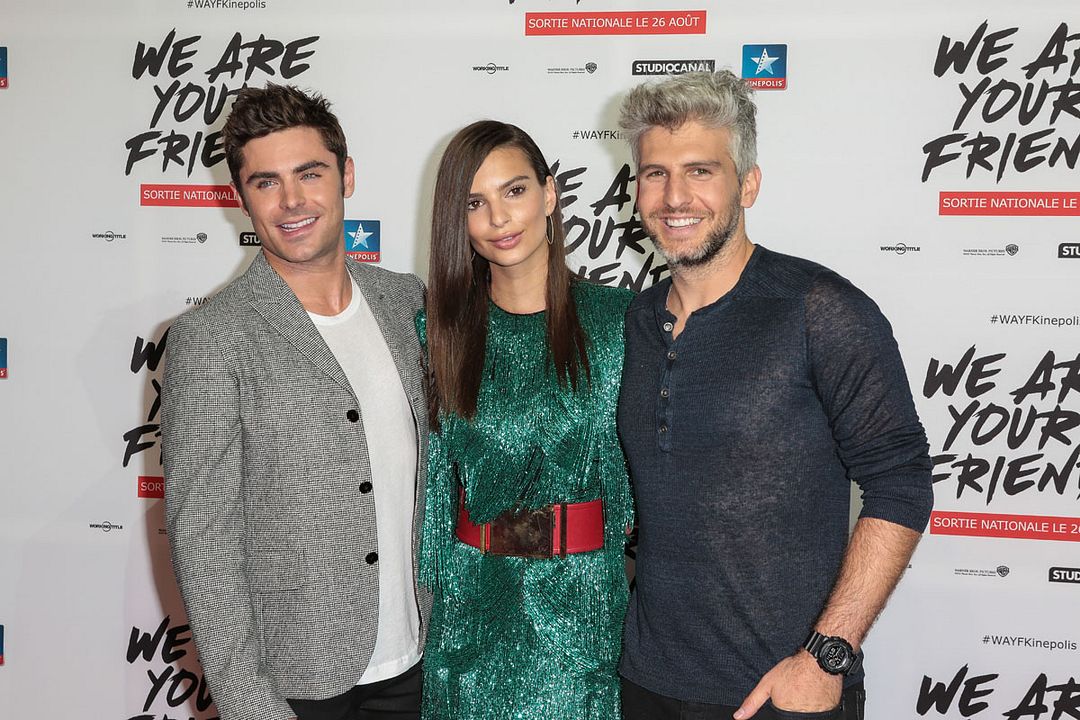 Música, amigos y fiesta : Cobertura de revista Zac Efron, Emily Ratajkowski