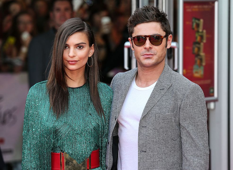 Música, amigos y fiesta : Cobertura de revista Emily Ratajkowski, Zac Efron