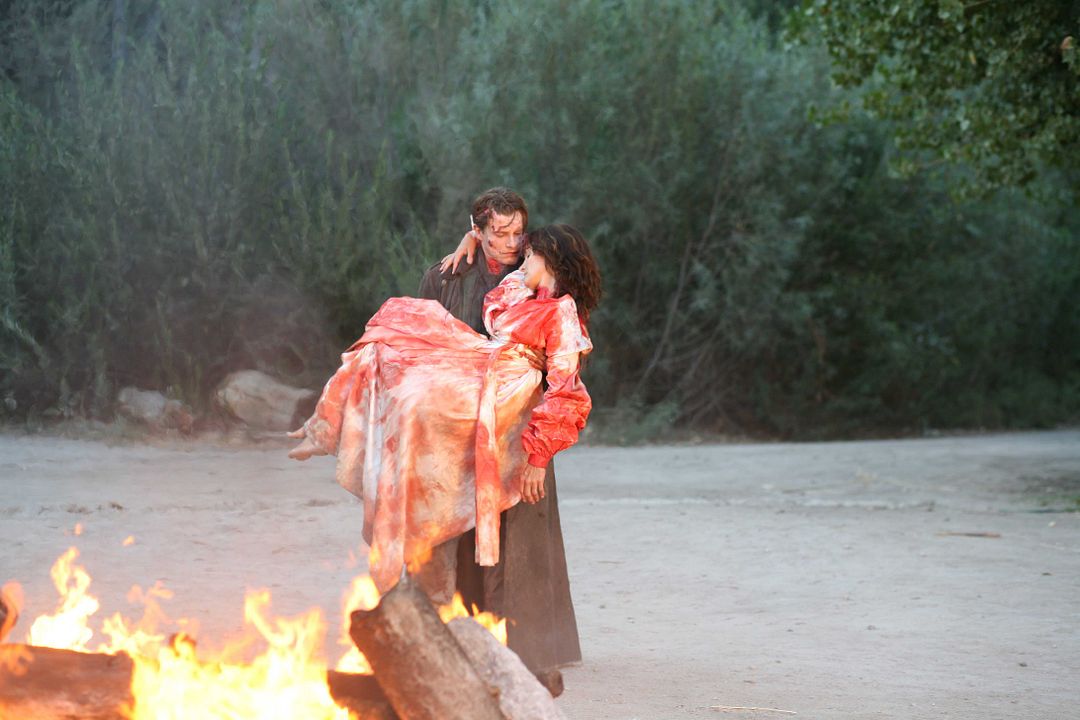 Foto Xavier Samuel, Carrie-Anne Moss