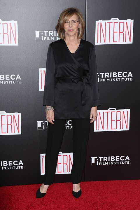 Pasante de moda : Cobertura de revista Nancy Meyers