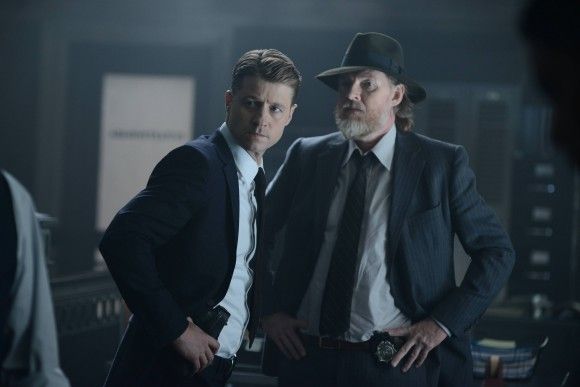 Foto Ben McKenzie, Donal Logue