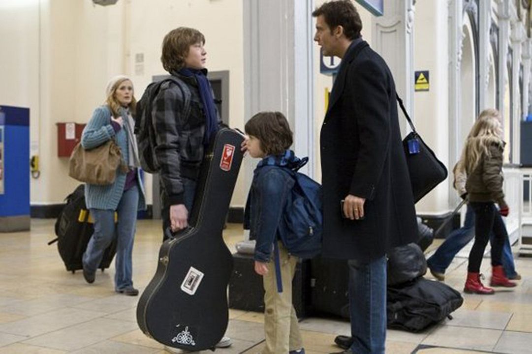 Foto George MacKay, Clive Owen