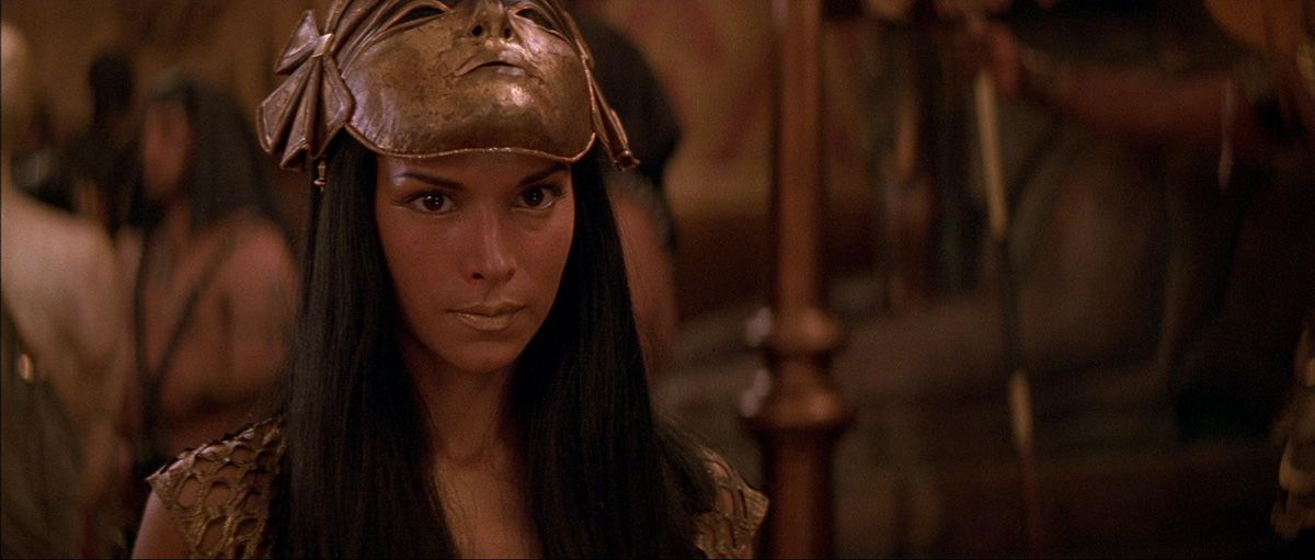 La momia regresa : Foto Patricia Velasquez