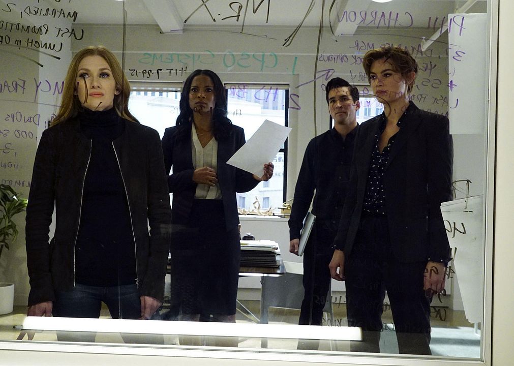 Foto Mireille Enos, Jay Hayden