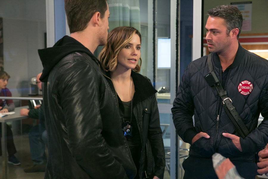 Chicago Med : Foto Taylor Kinney