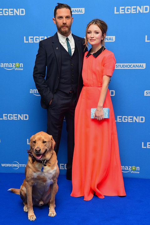 Leyenda : Cobertura de revista Emily Browning, Tom Hardy