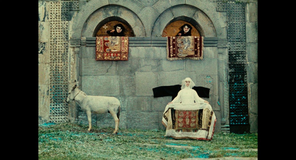 The Color of Pomegranates : Foto