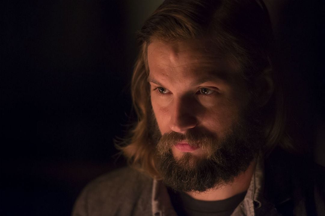 La invitación : Foto Logan Marshall-Green