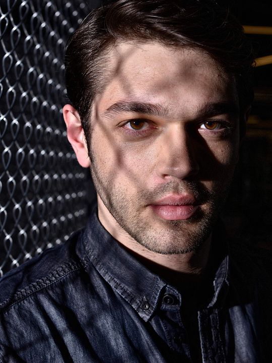 Póster Furkan Andıç