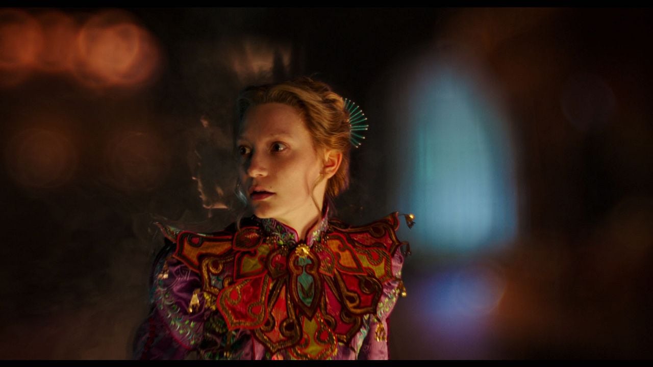 Alicia a través del espejo : Foto Mia Wasikowska
