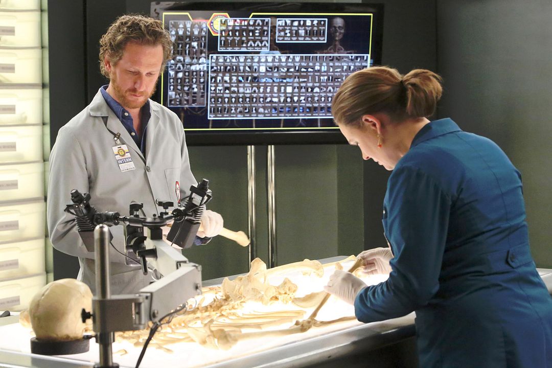 Bones : Foto Brian Klugman