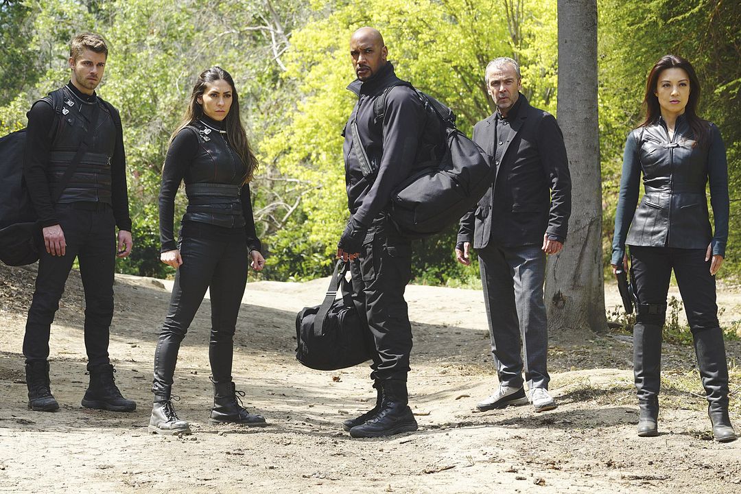 Agentes de S.H.I.E.L.D. : Foto John Hannah, Ming-Na Wen, Henry Simmons, Natalia Cordova-Buckley