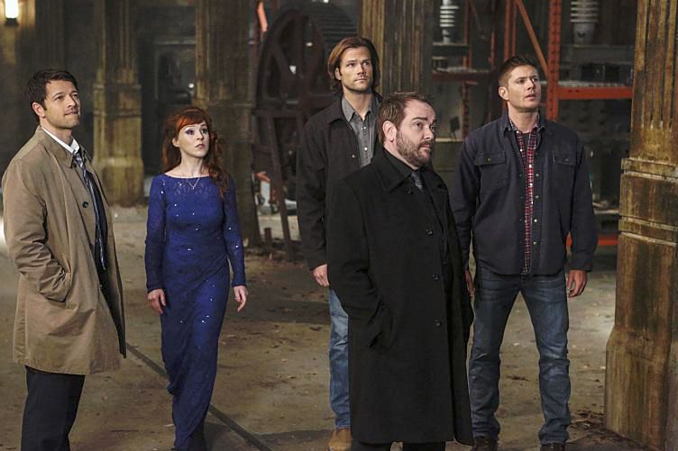 Supernatural : Foto Jared Padalecki, Jensen Ackles, Misha Collins, Ruth Connell