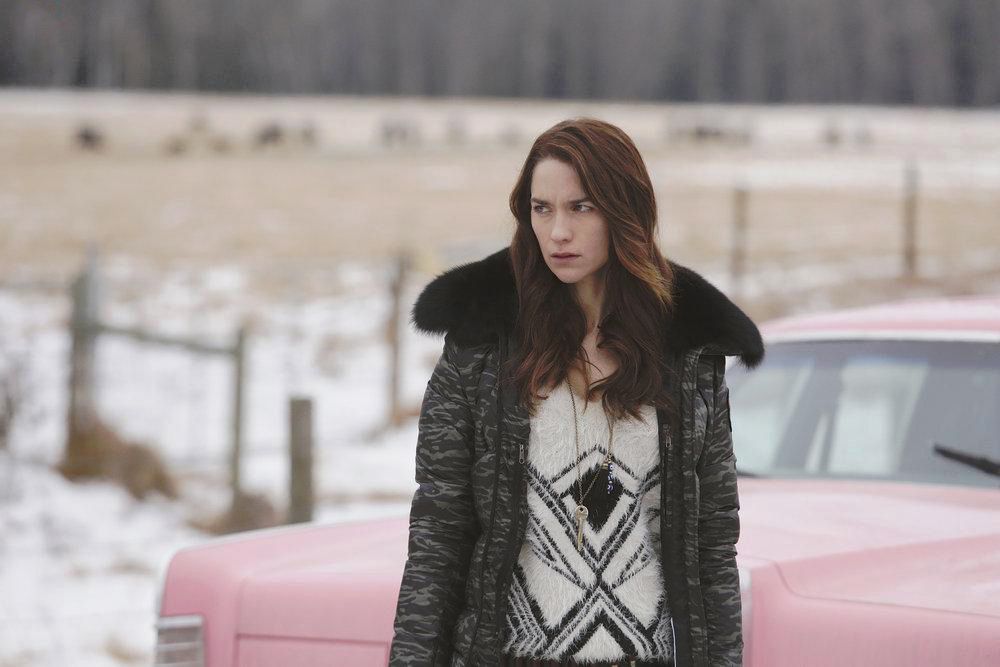 Wynonna Earp : Foto Melanie Scrofano