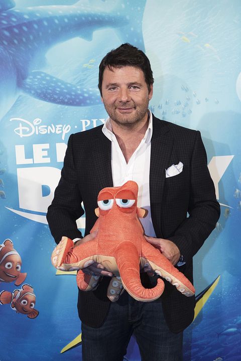 Buscando a Dory : Cobertura de revista