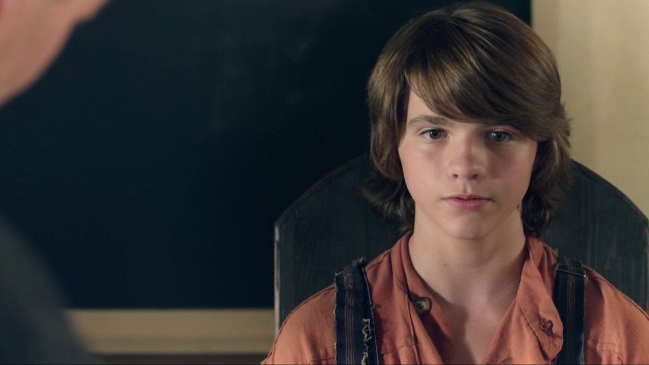 Foto Joel Courtney