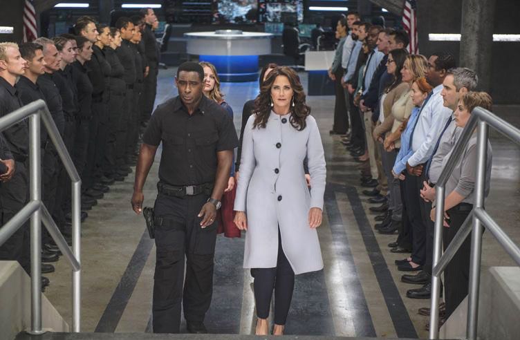 Supergirl : Póster Lynda Carter