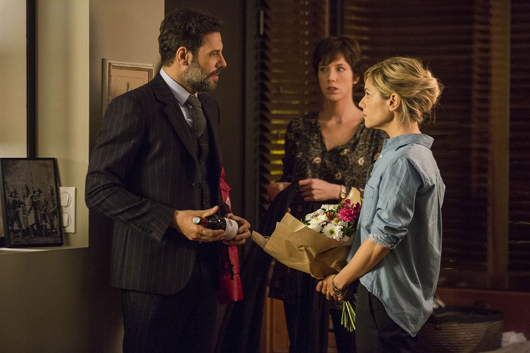 Foto Marina Foïs, Laurent Lafitte, Sara Giraudeau