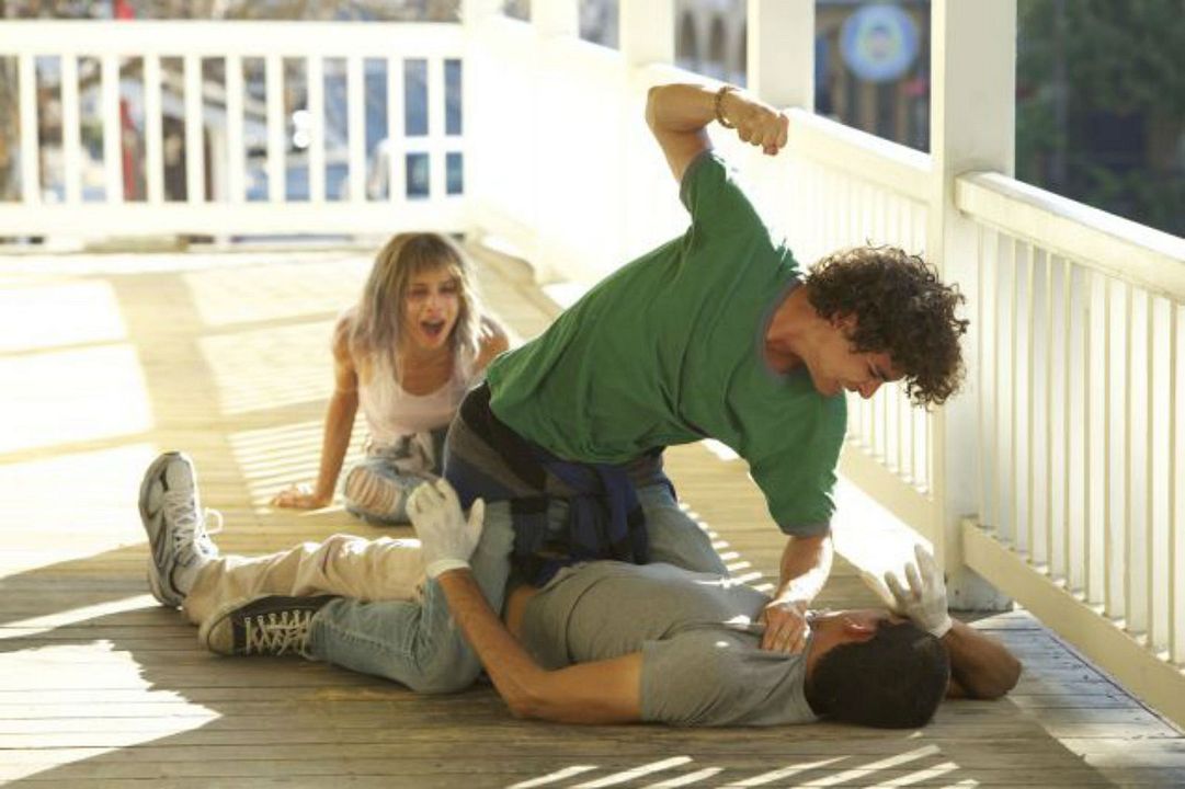 Foto Zoë Kravitz, Dev Patel, Robert Sheehan