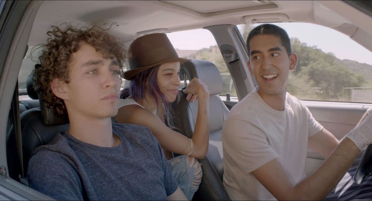 Foto Zoë Kravitz, Dev Patel, Robert Sheehan