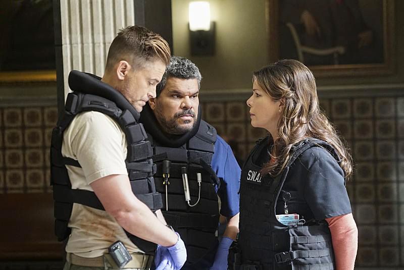 Foto Marcia Gay Harden, Luis Guzmán, Rob Lowe