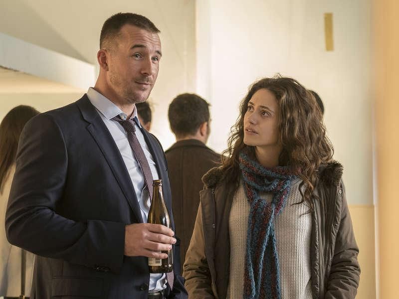Foto Emmy Rossum, Barry Sloane