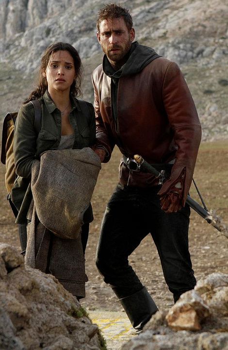 Emerald City : Foto Oliver Jackson-Cohen, Adria Arjona