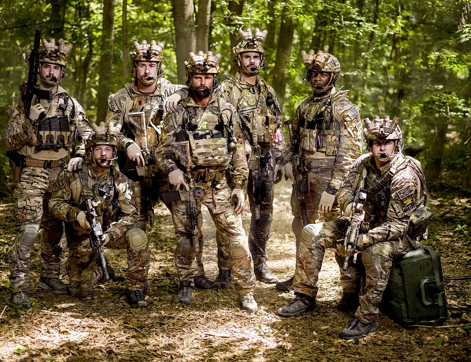 Foto Juan Pablo Raba, Barry Sloane