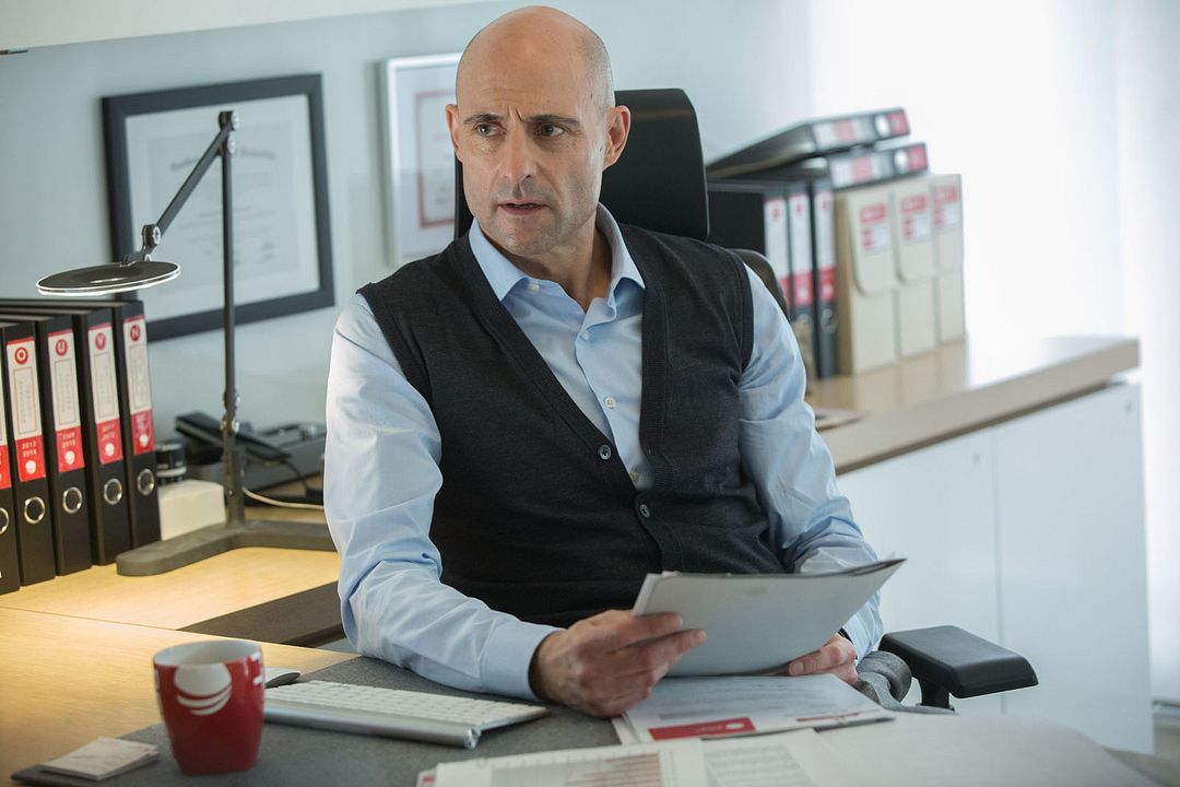 Sola contra el poder : Foto Mark Strong