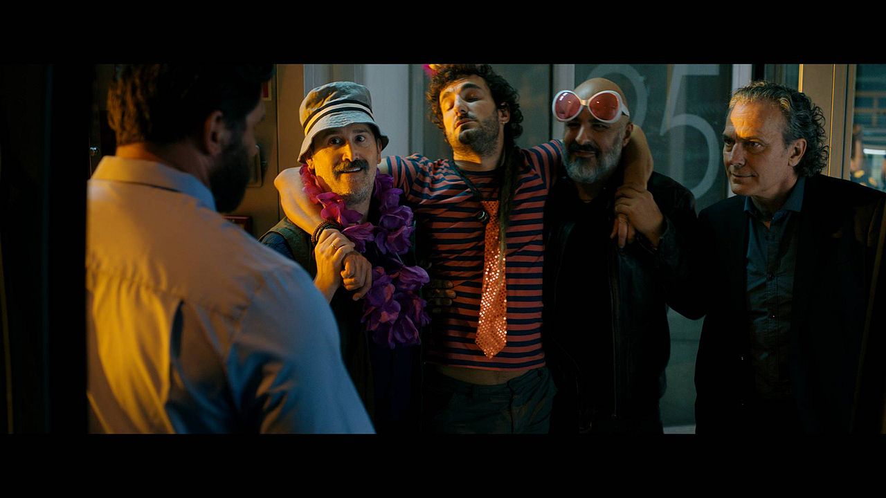 Es por tu bien : Foto Miki Esparbé, Javier Cámara, José Coronado