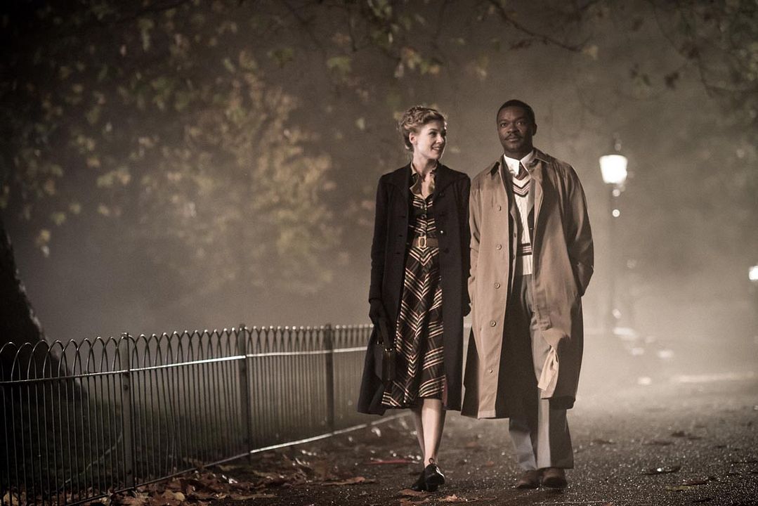 Un reino unido : Foto Rosamund Pike, David Oyelowo