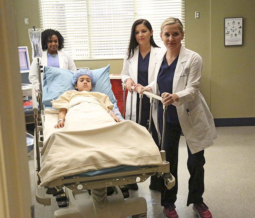 Grey's Anatomy : Foto Jessica Capshaw, Jerrika Hinton
