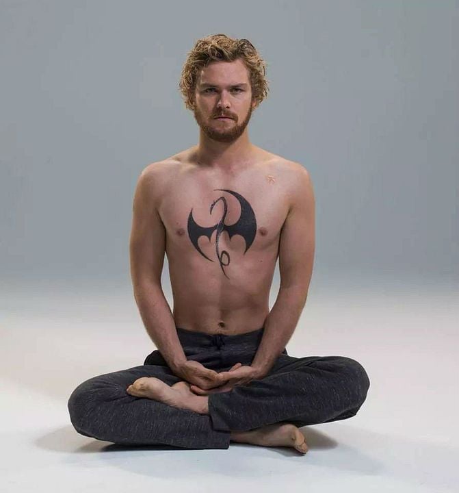 Foto Finn Jones