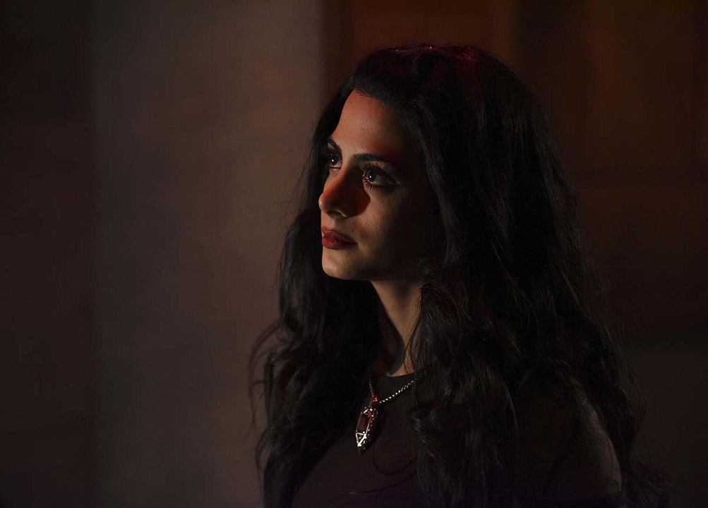 Shadowhunters : Foto Emeraude Toubia