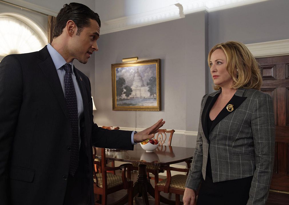 Designated Survivor : Foto Virginia Madsen, Adan Canto