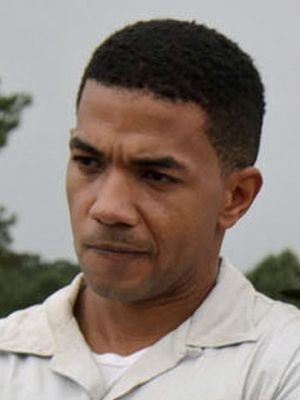 Póster Alano Miller