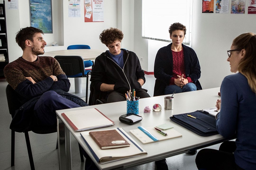 Foto Jasmine Trinca, Luca Marinelli, Ludovico Tersigni