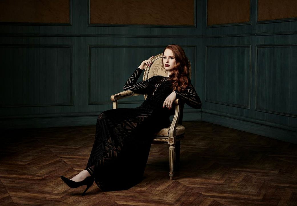 Foto Madelaine Petsch