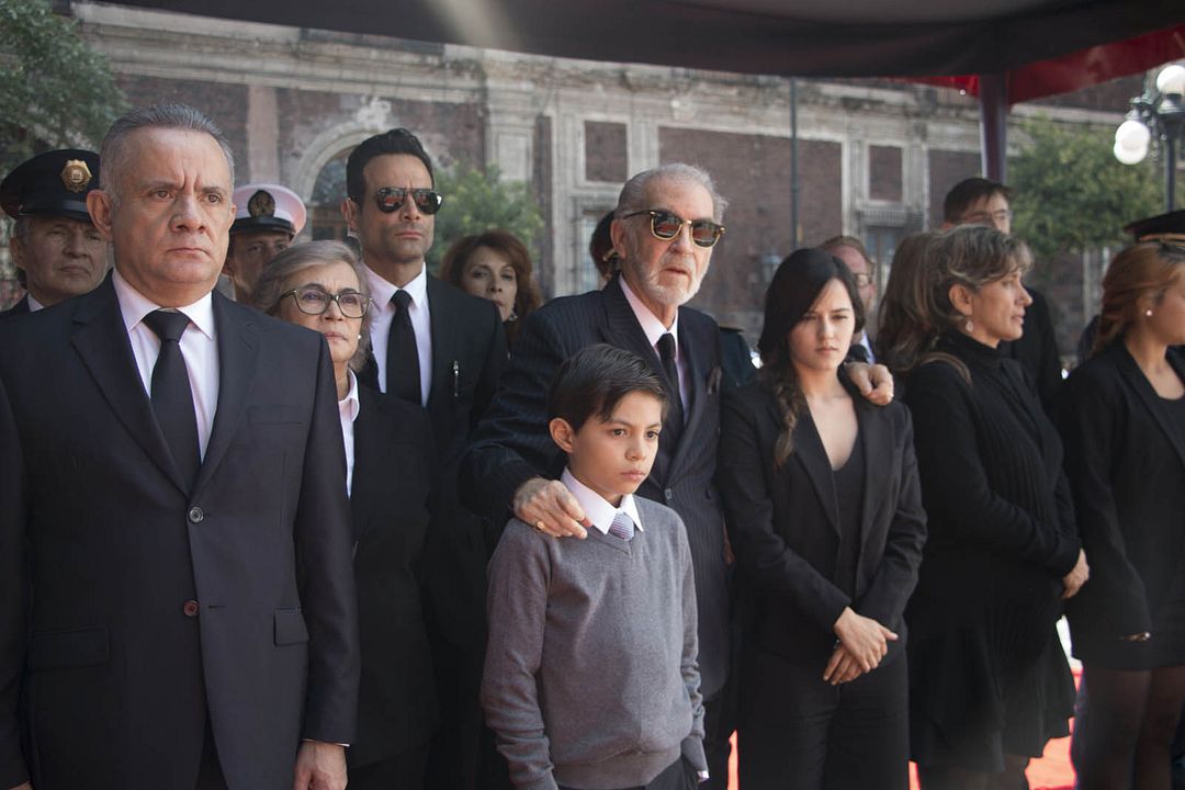 Ingobernable : Foto Alvaro Guerrero, Fernando Lujan