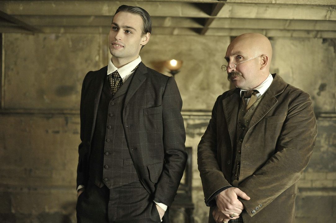 The Limehouse Golem : Foto Eddie Marsan, Douglas Booth