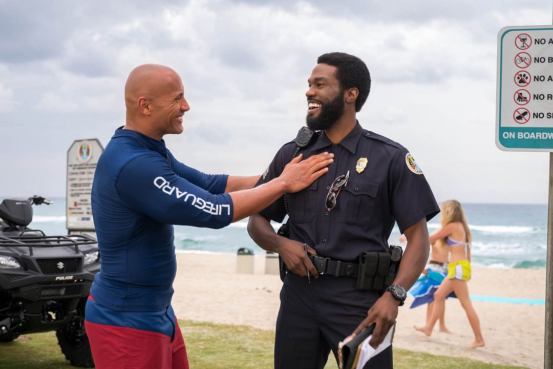 Baywatch: Guardianes de la bahía : Foto Dwayne Johnson, Yahya Abdul-Mateen II