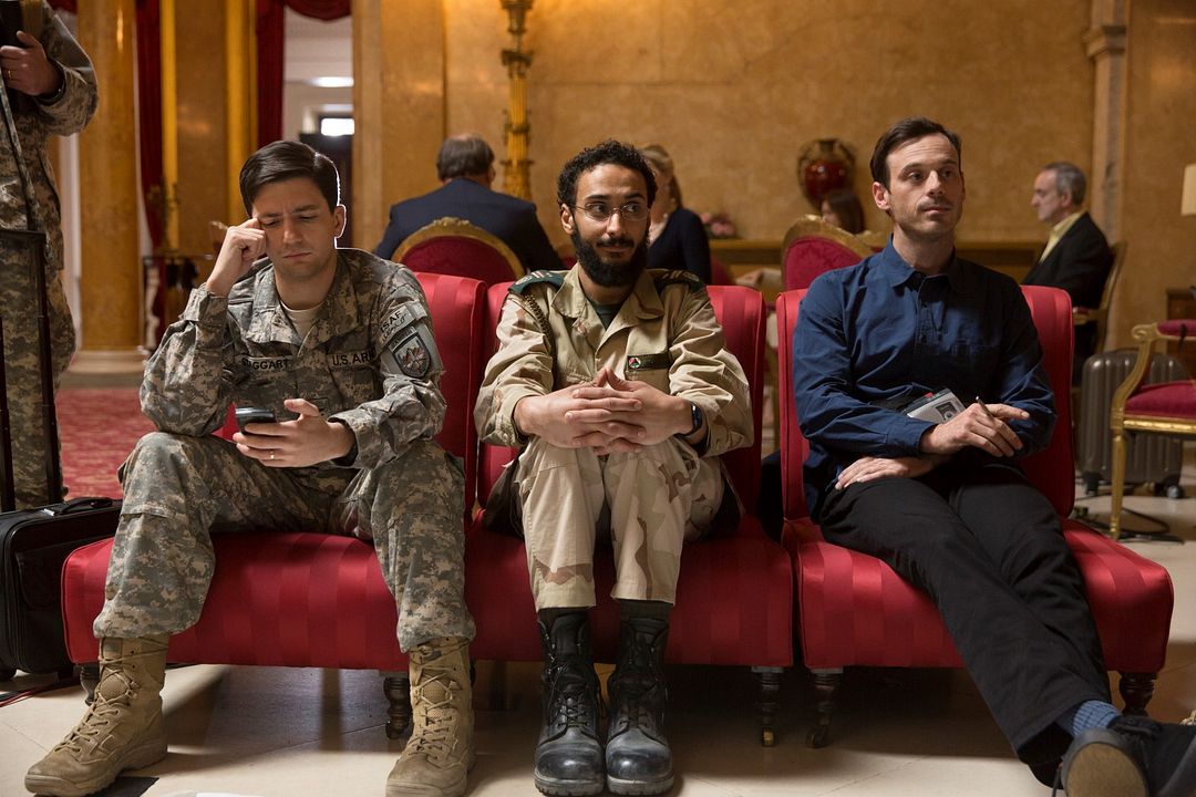 Máquina de guerra : Foto Scoot McNairy, John Magaro