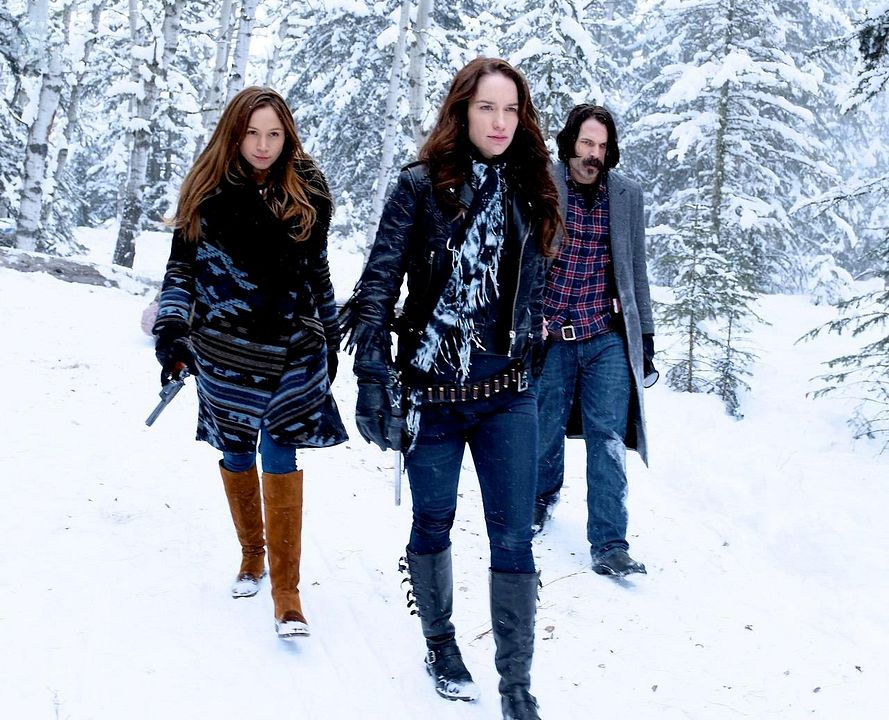 Wynonna Earp : Foto Melanie Scrofano
