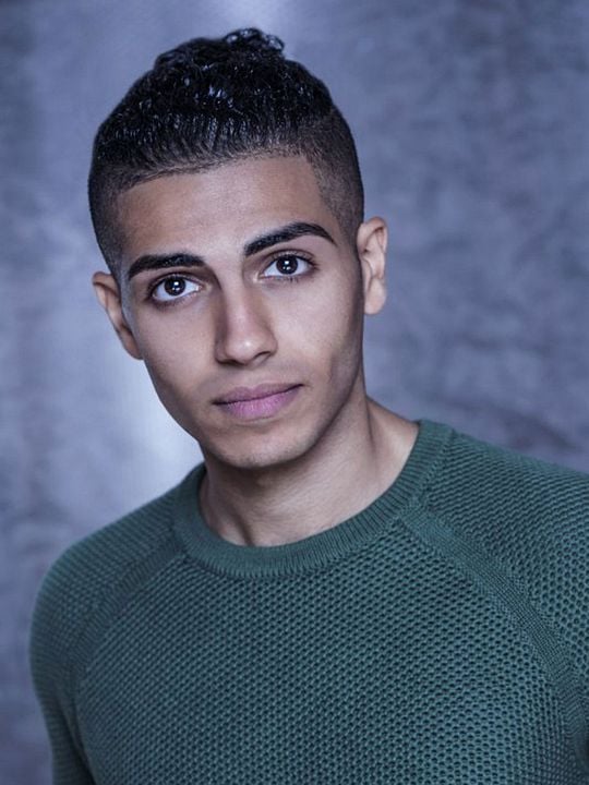 Póster Mena Massoud