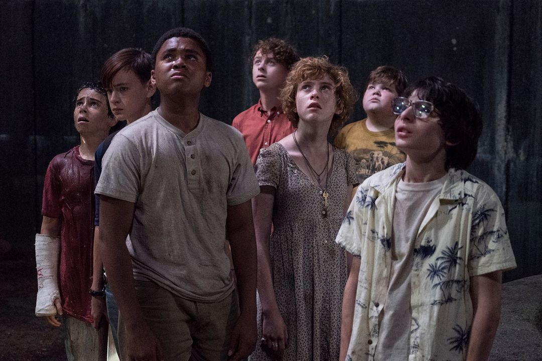 It : Foto Jaeden Martell, Wyatt Oleff, Finn Wolfhard, Jeremy Ray Taylor, Chosen Jacobs, Jack Dylan Grazer, Sophia Lillis